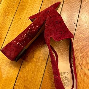 Vince Camuto red pointy toe cut-out flat